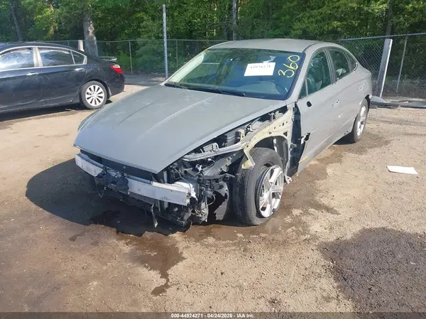 5NPEG4JA5MH077164 2021 HYUNDAI SONATA - Image 2