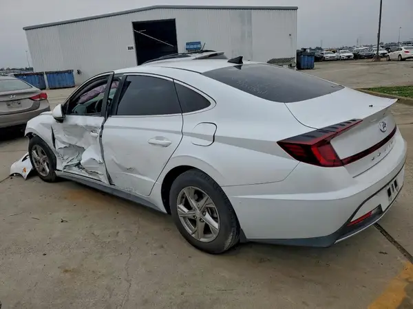5NPEG4JA5MH079593 2021 HYUNDAI SONATA - Image 2