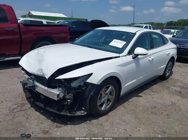 5NPEG4JA5MH090996 2021 HYUNDAI SONATA - Image 2