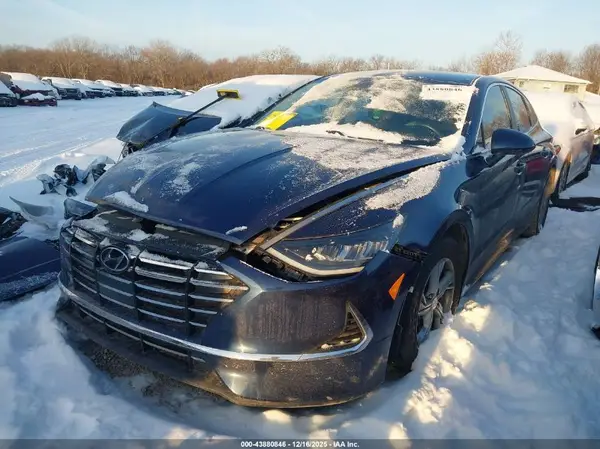 5NPEG4JA5MH104850 2021 HYUNDAI SONATA - Image 2