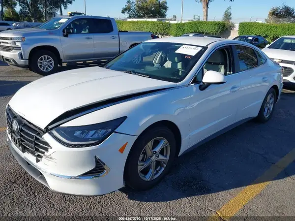 5NPEG4JA5MH108834 2021 HYUNDAI SONATA - Image 2