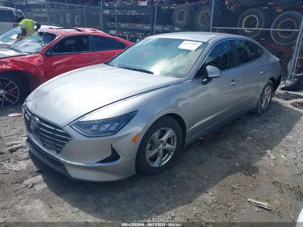 5NPEG4JA5MH130560 2021 HYUNDAI SONATA - Image 2