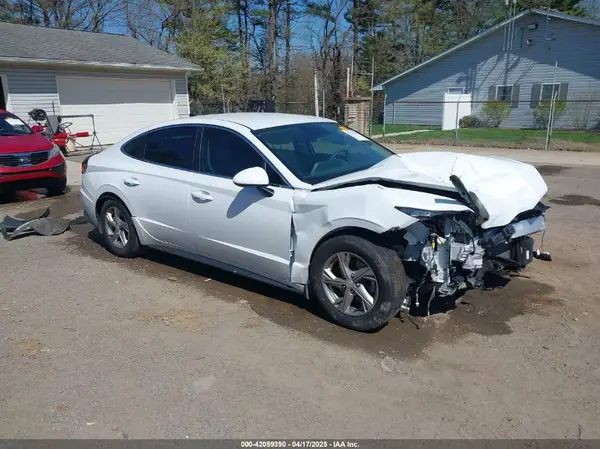 5NPEG4JA5NH143746 2022 HYUNDAI SONATA - Image 1