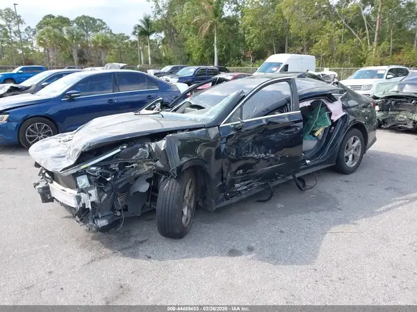 5NPEG4JA5NH145657 2022 HYUNDAI SONATA - Image 2