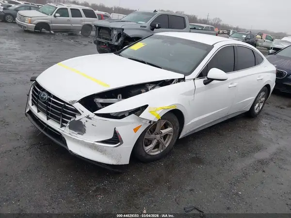 5NPEG4JA6LH014136 2020 HYUNDAI SONATA - Image 2