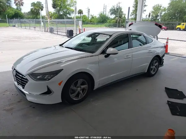 5NPEG4JA6LH061845 2020 HYUNDAI SONATA - Image 2