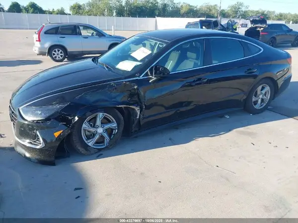 5NPEG4JA6MH113413 2021 HYUNDAI SONATA - Image 2