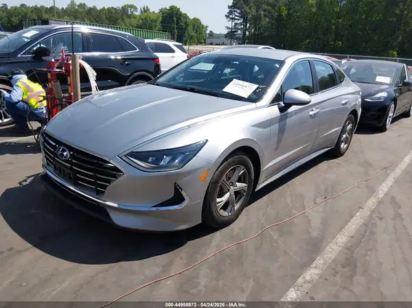 5NPEG4JA6MH125786 2021 HYUNDAI SONATA - Image 2