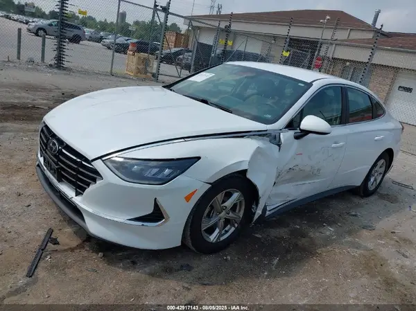 5NPEG4JA6NH143741 2022 HYUNDAI SONATA - Image 2