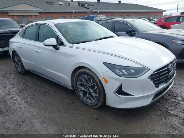 5NPEG4JA6NH144436 2022 HYUNDAI SONATA - Image 1