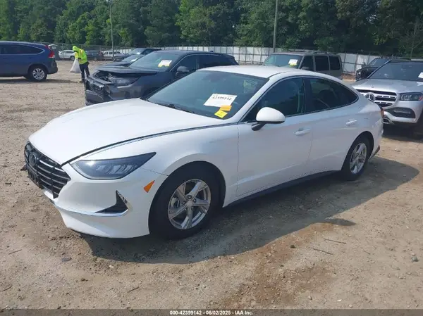 5NPEG4JA7LH055925 2020 HYUNDAI SONATA - Image 2