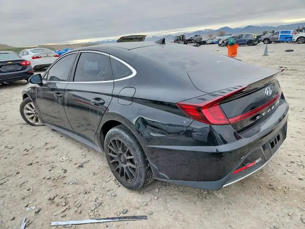 5NPEG4JA7LH056895 2020 HYUNDAI SONATA - Image 2