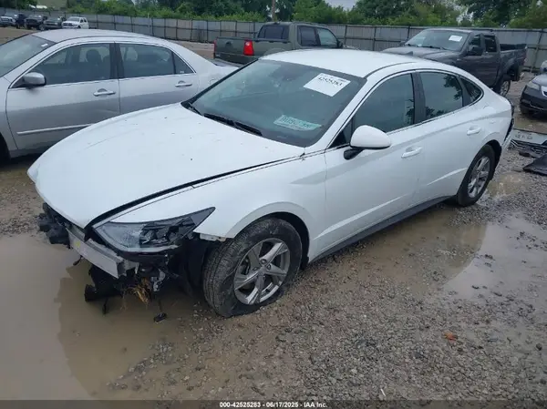 5NPEG4JA7MH071351 2021 HYUNDAI SONATA - Image 2