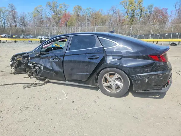 5NPEG4JA7MH081586 2021 HYUNDAI SONATA - Image 2