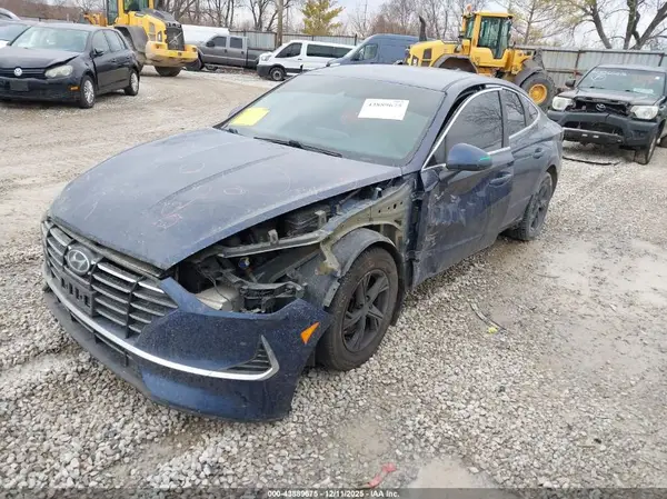 5NPEG4JA7MH111928 2021 HYUNDAI SONATA - Image 2