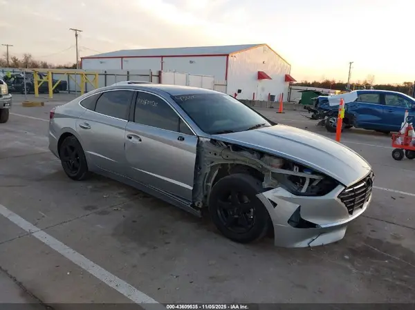 5NPEG4JA7MH117440 2021 HYUNDAI SONATA - Image 1