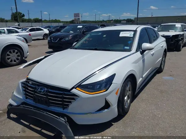 5NPEG4JA7NH133462 2022 HYUNDAI SONATA - Image 2