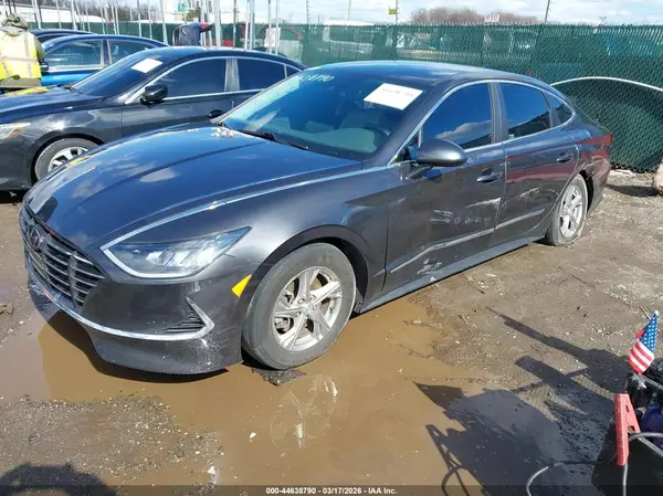5NPEG4JA7NH135308 2022 HYUNDAI SONATA - Image 2