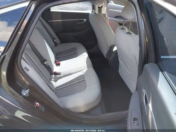 5NPEG4JA7NH135308 2022 HYUNDAI SONATA - Image 8