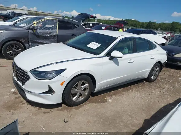 5NPEG4JA7NH141206 2022 HYUNDAI SONATA - Image 2