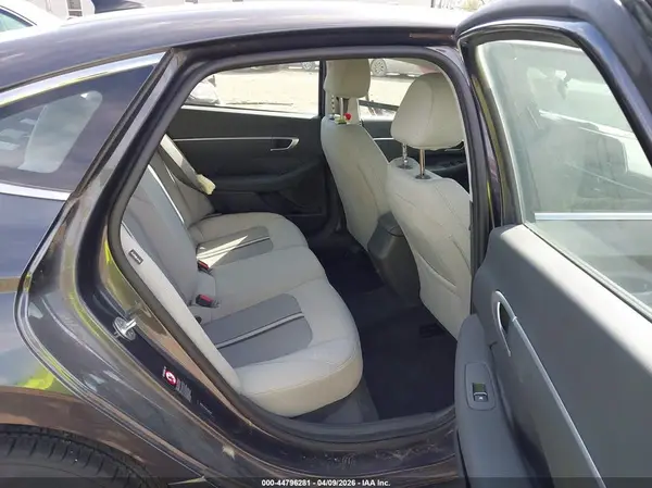 5NPEG4JA8LH032797 2020 HYUNDAI SONATA - Image 8