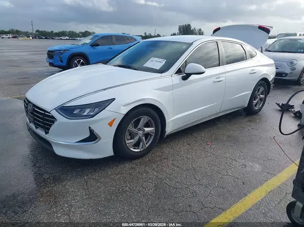 5NPEG4JA8MH074260 2021 HYUNDAI SONATA - Image 2