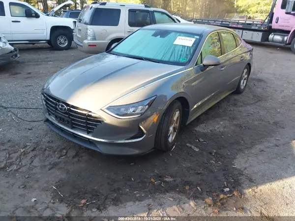 5NPEG4JA8MH115986 2021 HYUNDAI SONATA - Image 2