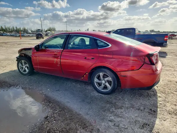 5NPEG4JA8MH116961 2021 HYUNDAI SONATA - Image 2