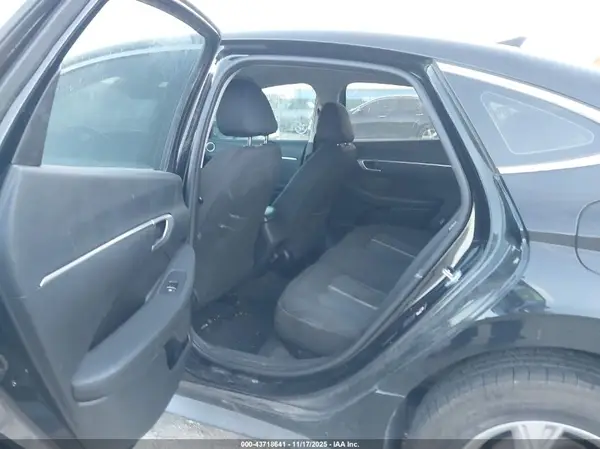 5NPEG4JA8MH117852 2021 HYUNDAI SONATA - Image 8