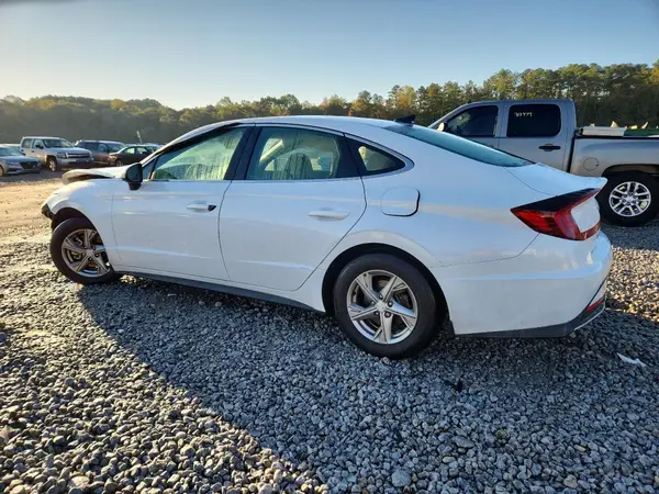 5NPEG4JA8MH121349 2021 HYUNDAI SONATA - Image 2