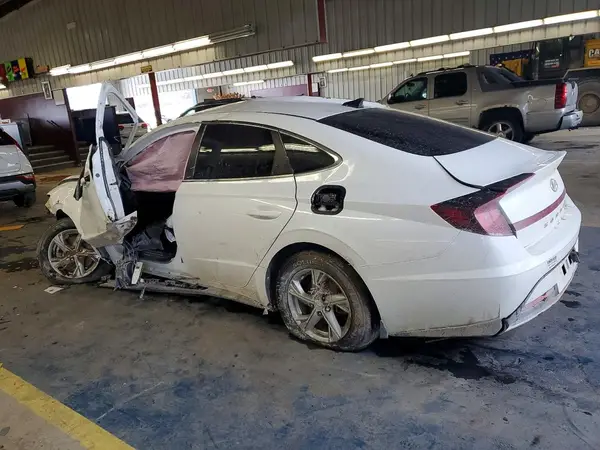5NPEG4JA8MH125921 2021 HYUNDAI SONATA - Image 2
