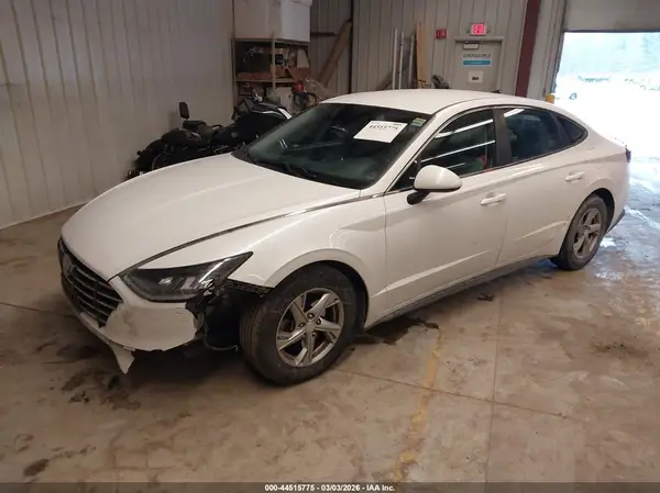 5NPEG4JA8MH125952 2021 HYUNDAI SONATA - Image 2