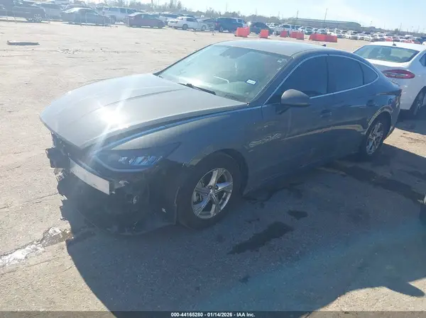 5NPEG4JA8MH129645 2021 HYUNDAI SONATA - Image 2