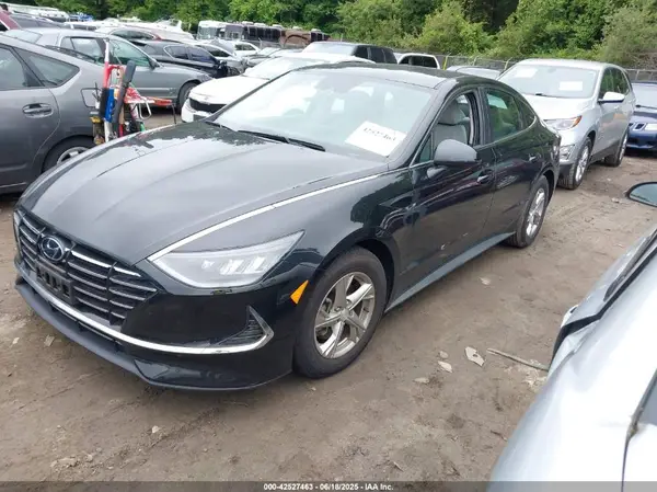 5NPEG4JA8NH133650 2022 HYUNDAI SONATA - Image 2