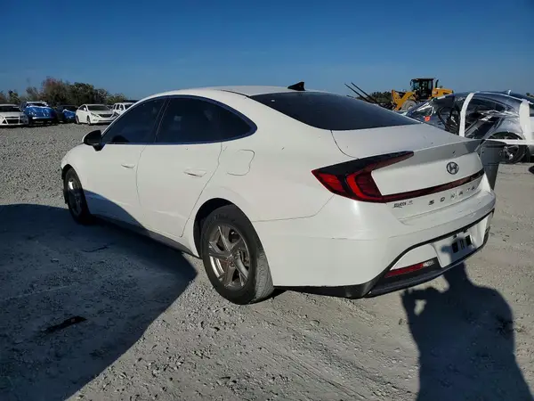 5NPEG4JA8NH134619 2022 HYUNDAI SONATA - Image 2