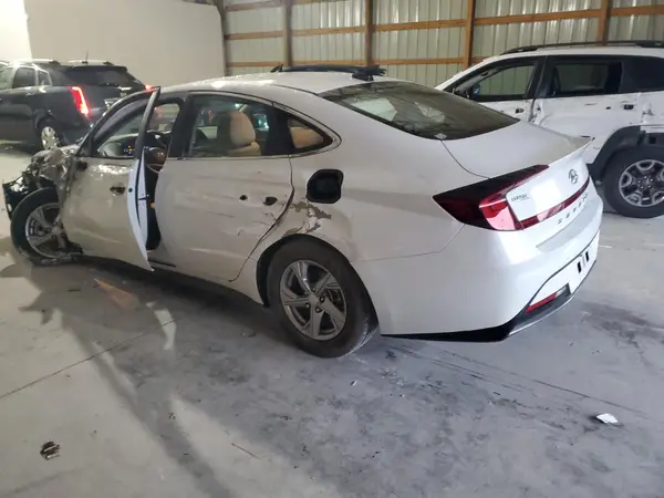 5NPEG4JA8NH144471 2022 HYUNDAI SONATA - Image 2
