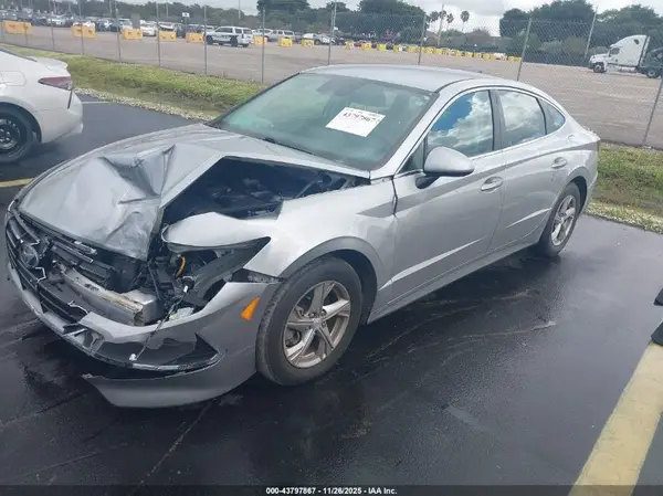 5NPEG4JA9MH093397 2021 HYUNDAI SONATA - Image 2