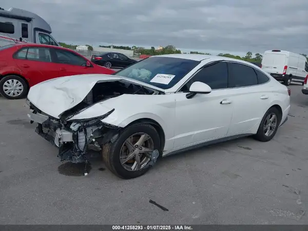 5NPEG4JA9MH126933 2021 HYUNDAI SONATA - Image 2