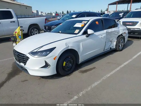 5NPEG4JA9MH127015 2021 HYUNDAI SONATA - Image 2