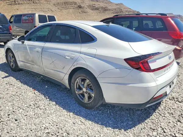 5NPEG4JA9MH130335 2021 HYUNDAI SONATA - Image 2
