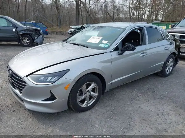 5NPEG4JA9NH142857 2022 HYUNDAI SONATA - Image 2
