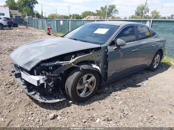 5NPEG4JA9NH143913 2022 HYUNDAI SONATA - Image 2