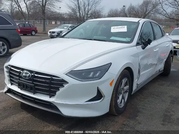 5NPEG4JA9NH147654 2022 HYUNDAI SONATA - Image 2