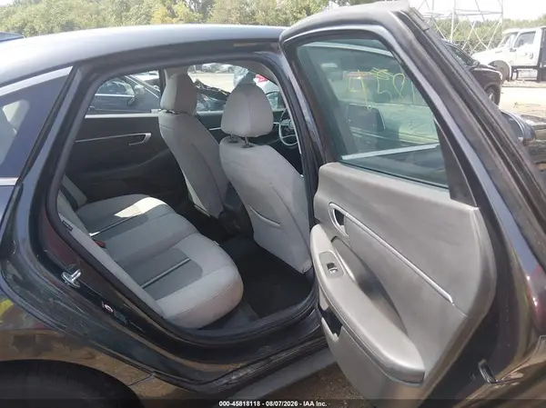 5NPEG4JAXLH032039 2020 HYUNDAI SONATA - Image 8