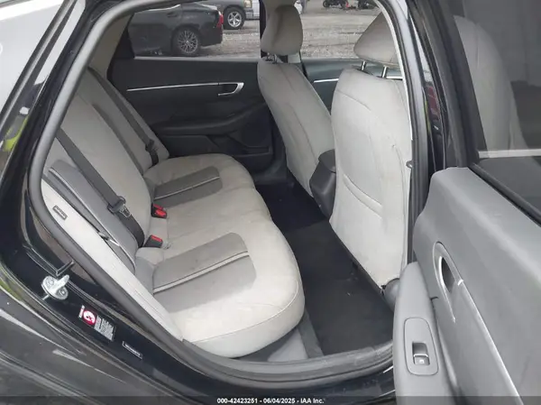 5NPEG4JAXMH067259 2021 HYUNDAI SONATA - Image 8