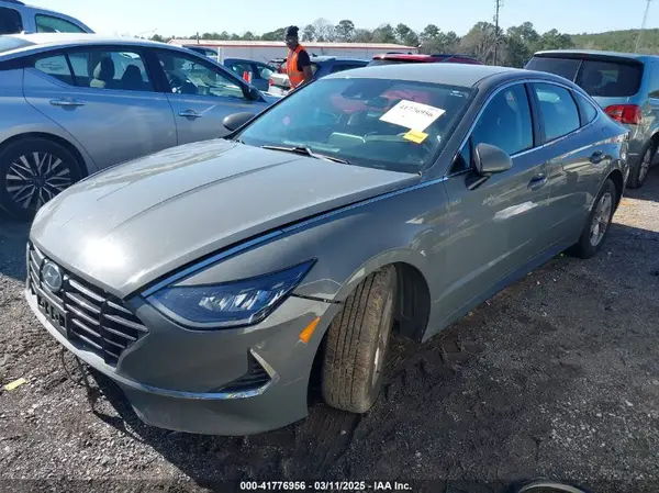 5NPEG4JAXMH074163 2021 HYUNDAI SONATA - Image 2