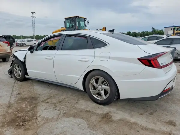 5NPEG4JAXMH075328 2021 HYUNDAI SONATA - Image 2