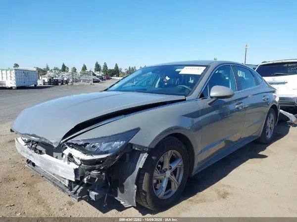 5NPEG4JAXMH075667 2021 HYUNDAI SONATA - Image 2