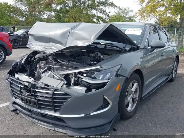 5NPEG4JAXMH082568 2021 HYUNDAI SONATA - Image 2