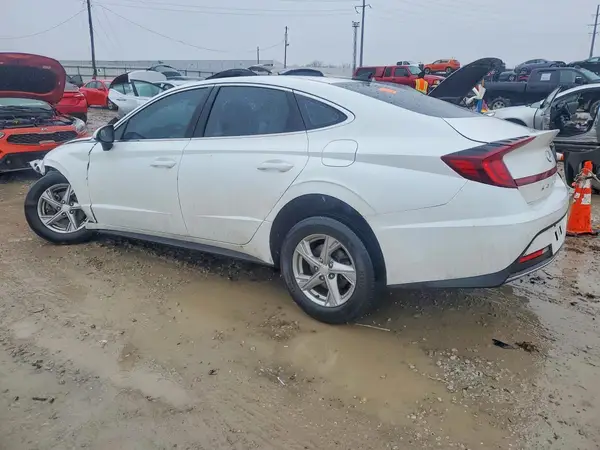 5NPEG4JAXMH111406 2021 HYUNDAI SONATA - Image 2